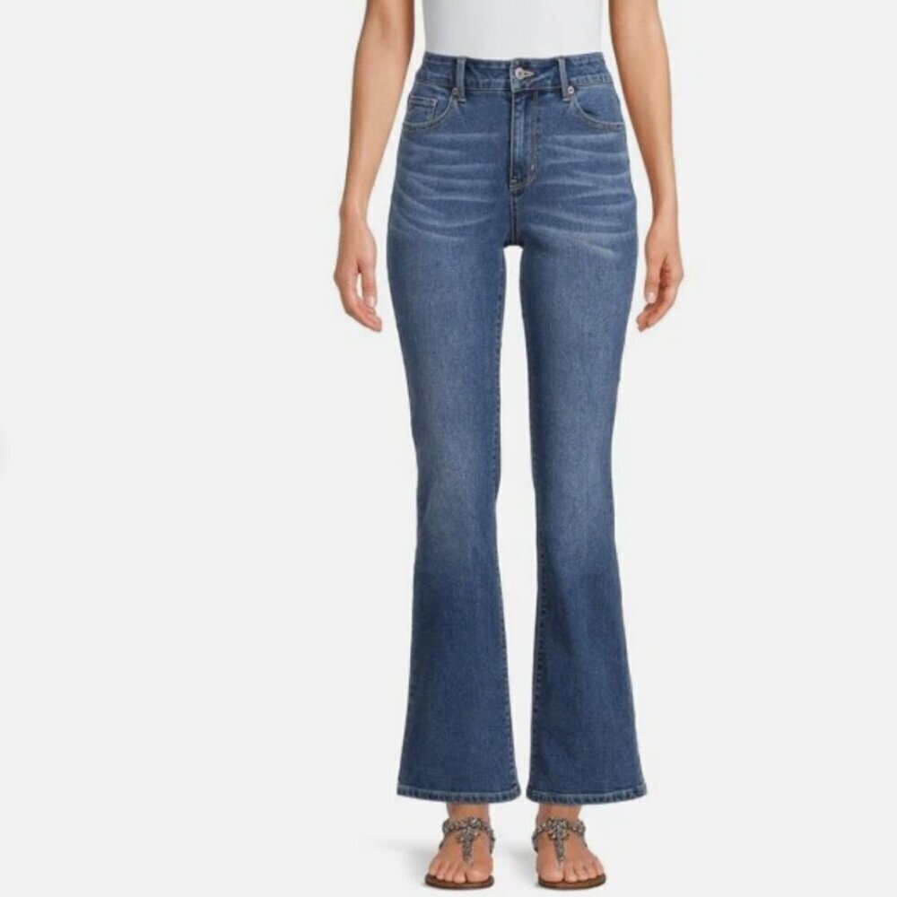 No Boundaries Women's Juniors Size 7 Bootcut Jean Medium Wash Mid-Rise Stretch